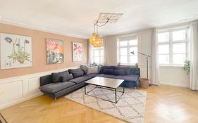 Large Apartment With 4 Bedrooms In Copenhagen